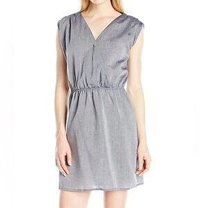 LOLE Chambray Women’s Outdoor Active Faux Wrap Mini Dress MED Sleeveless Lyocell